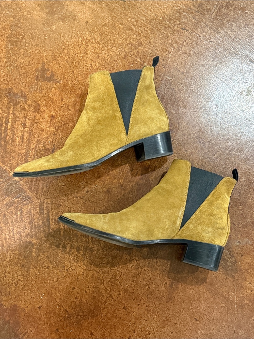 Acne Studios Jensen suede booties 41